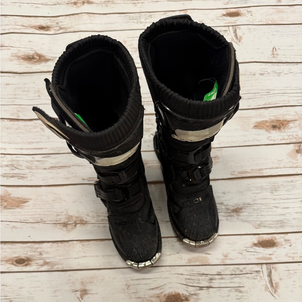 O'Neill Black Kids Boots - Size 3 - Picture 4 of 6
